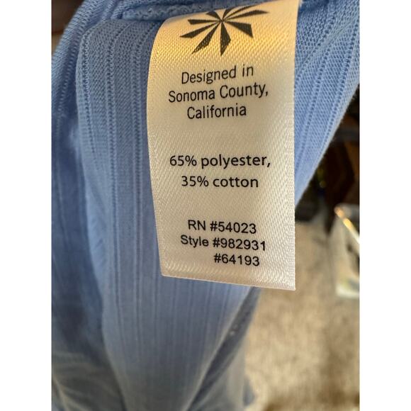 Athleta Limitless Long Sleeve.  Size Large.  Blue - Picture 5 of 5